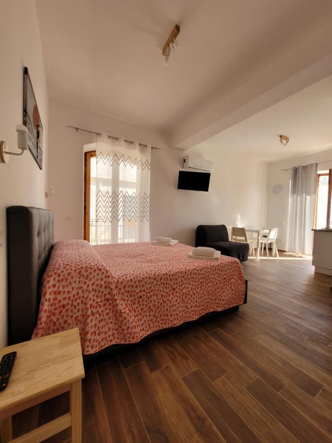 Casa "Paolo E Francesca" Monolocali Villa Scilla Eksteriør billede